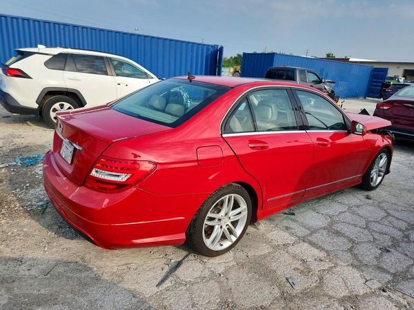 2013 MERCEDES-BENZ C C250