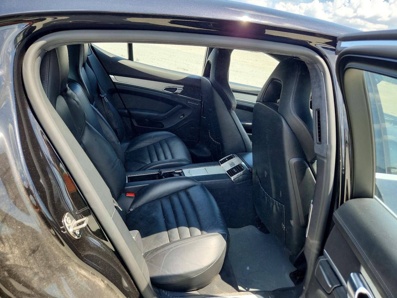 2010 PORSCHE PANAMERA