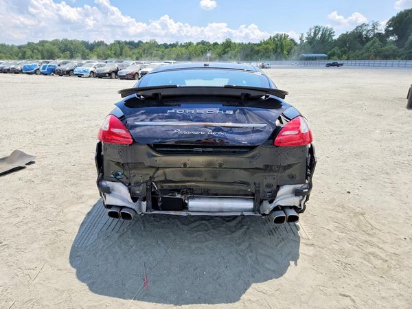 2010 PORSCHE PANAMERA