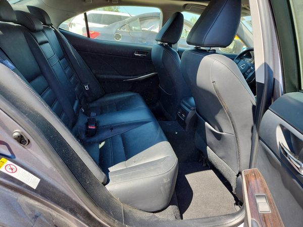 2015 LEXUS IS 250