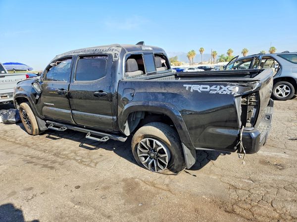 2020 TOYOTA TACOMA SR5
