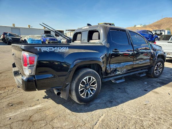 2020 TOYOTA TACOMA SR5