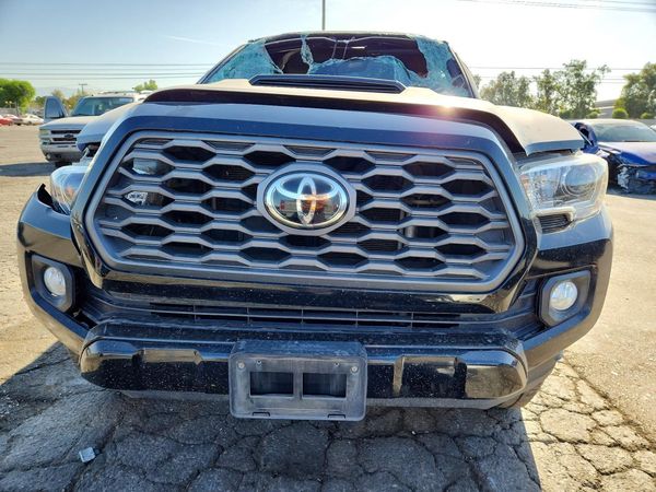 2020 TOYOTA TACOMA SR5