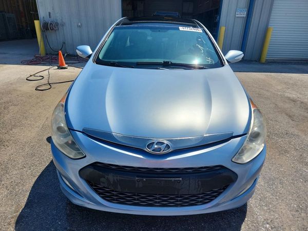 2012 HYUNDAI SONATA Middle level