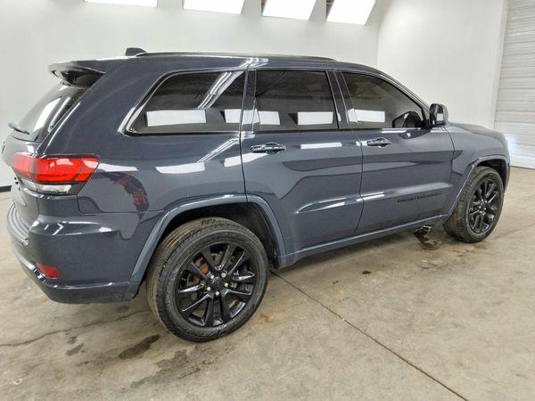 2018 JEEP GRAND CHEROKEE Laredo