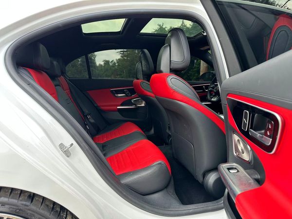 2025 MERCEDES-BENZ C AMG C43