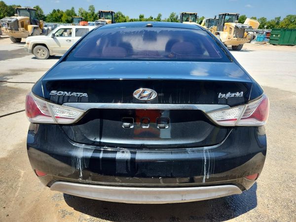 2013 HYUNDAI SONATA
