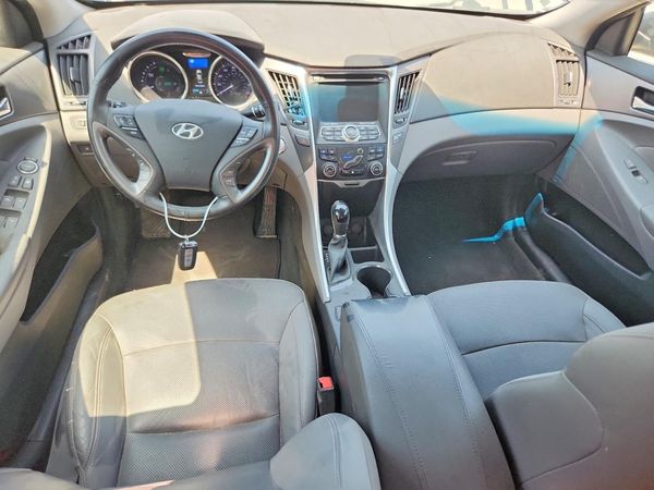 2013 HYUNDAI SONATA