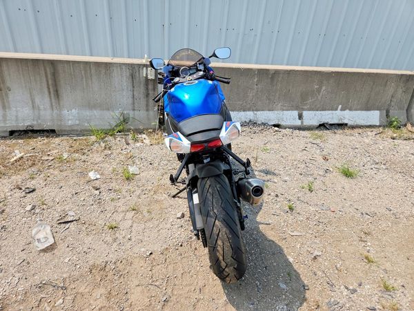 2025 SUZUKI GSXR600