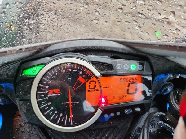 2025 SUZUKI GSXR600