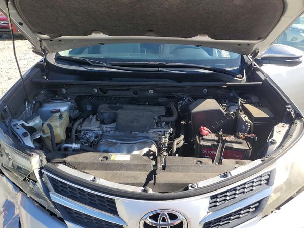 2015 TOYOTA RAV4 XLE (M Grade)