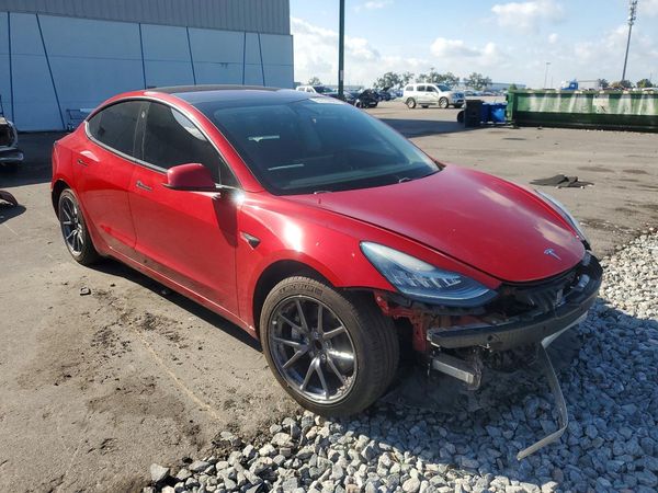 2019 TESLA MODEL 3