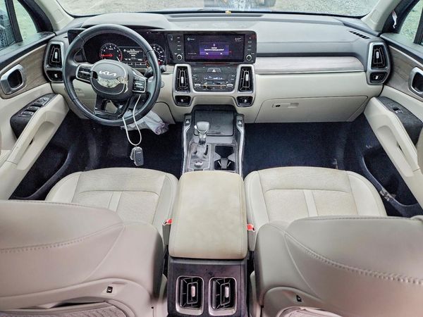 2022 KIA SORENTO