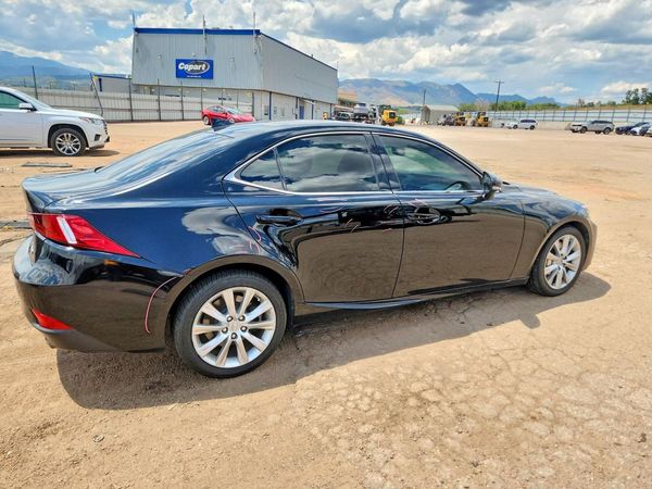 2016 LEXUS IS