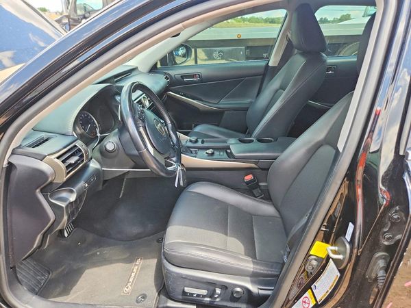 2016 LEXUS IS
