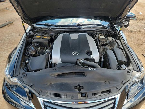 2016 LEXUS IS