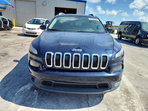 2016 JEEP CHEROKEE LATITUDE 4X4