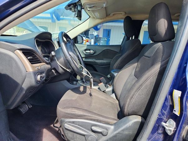 2016 JEEP CHEROKEE LATITUDE 4X4