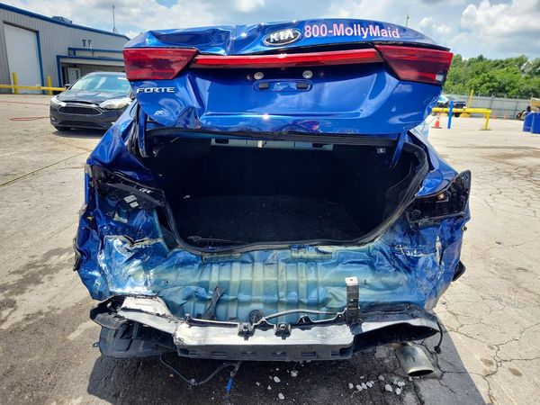 2021 KIA FORTE FE, LXS