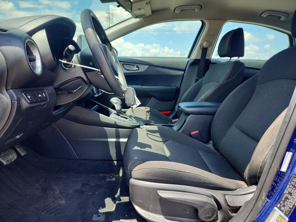 2021 KIA FORTE FE, LXS