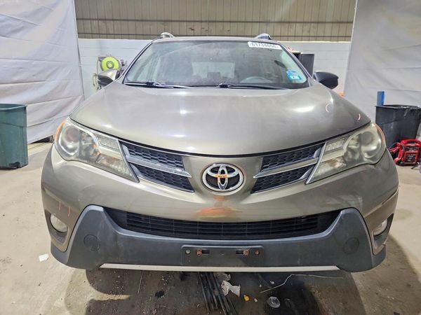 2015 TOYOTA RAV4 XLE (M Grade)
