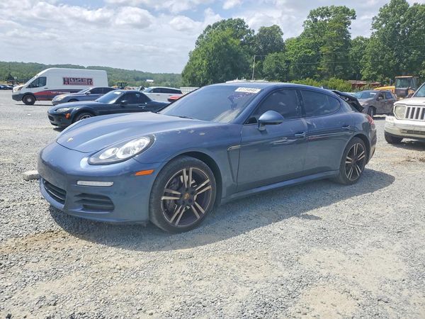 2014 PORSCHE PANAMERA