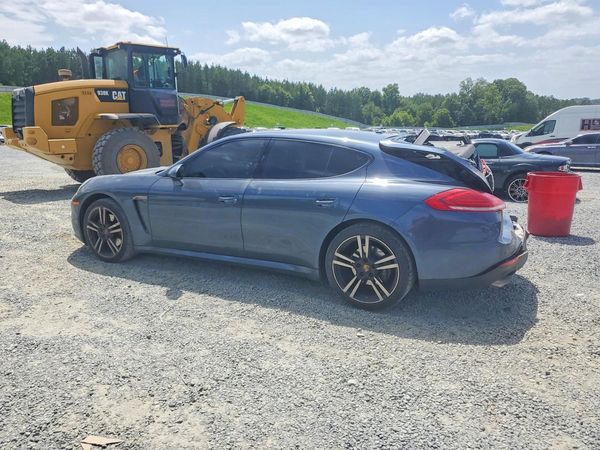 2014 PORSCHE PANAMERA Base (2WD), 4 (4WD)