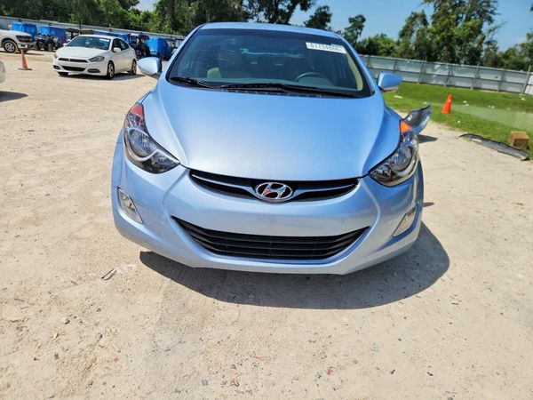 2012 HYUNDAI ELANTRA
