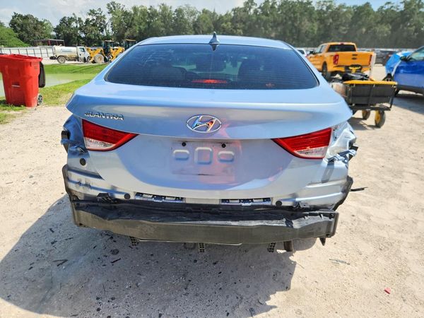 2012 HYUNDAI ELANTRA
