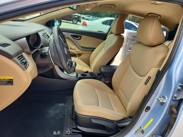 2012 HYUNDAI ELANTRA