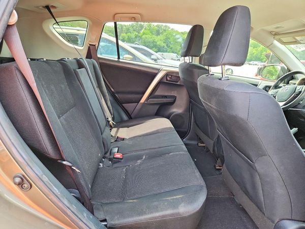 2015 TOYOTA RAV4 LE (X Grade)