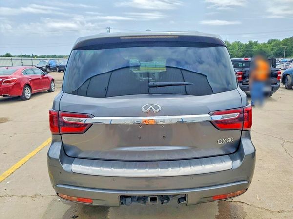 2018 INFINITI QX80