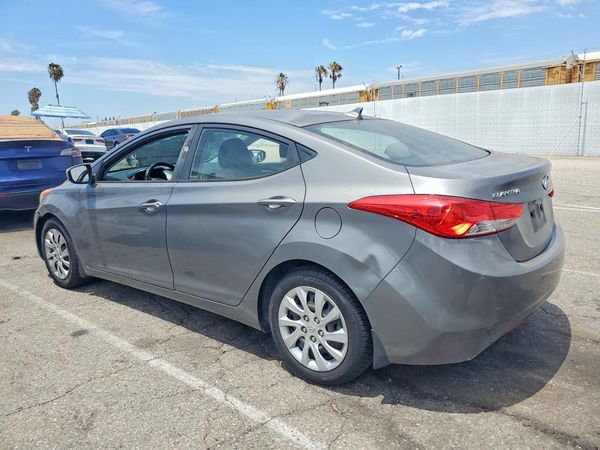 2013 HYUNDAI ELANTRA
