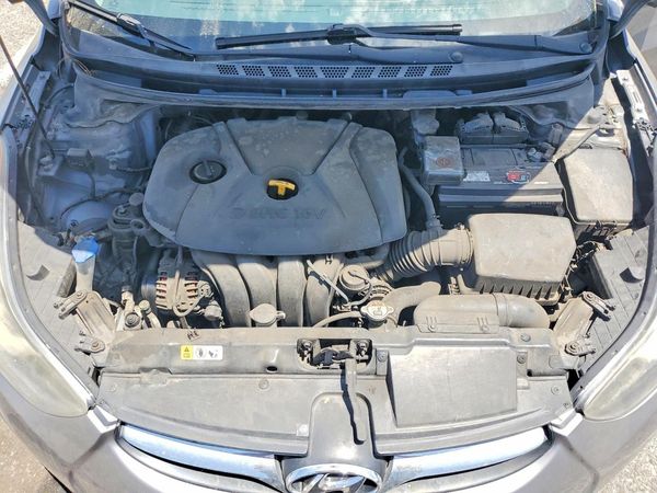 2013 HYUNDAI ELANTRA