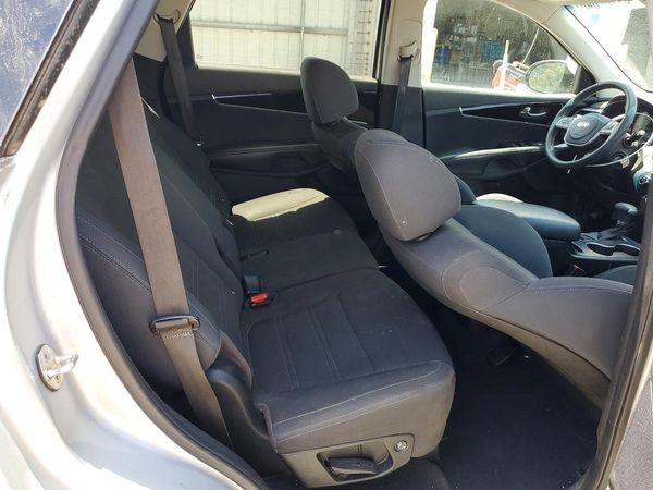 2020 KIA SORENTO L, LX, S