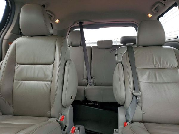 2015 TOYOTA SIENNA