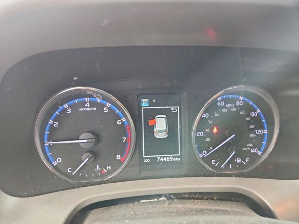 2016 TOYOTA RAV4 XLE (M Grade)