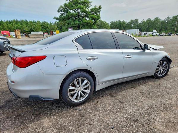 2017 INFINITI Q50