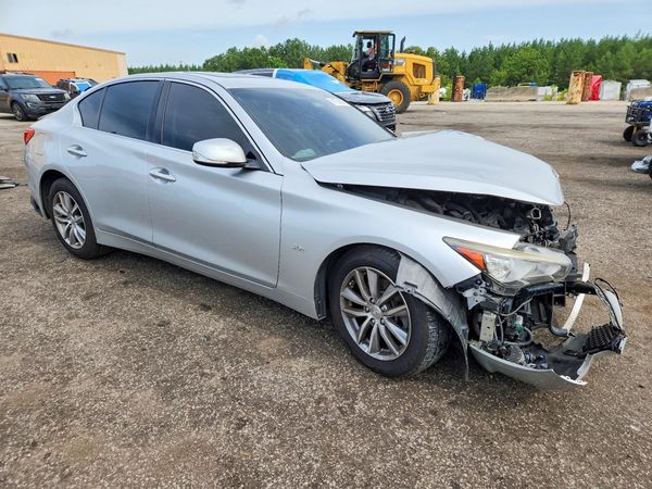 2017 INFINITI Q50