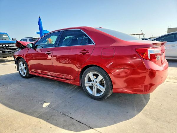 2012 TOYOTA CAMRY