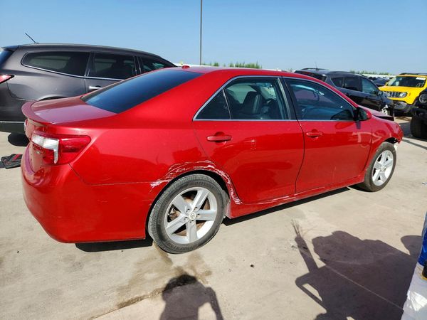 2012 TOYOTA CAMRY