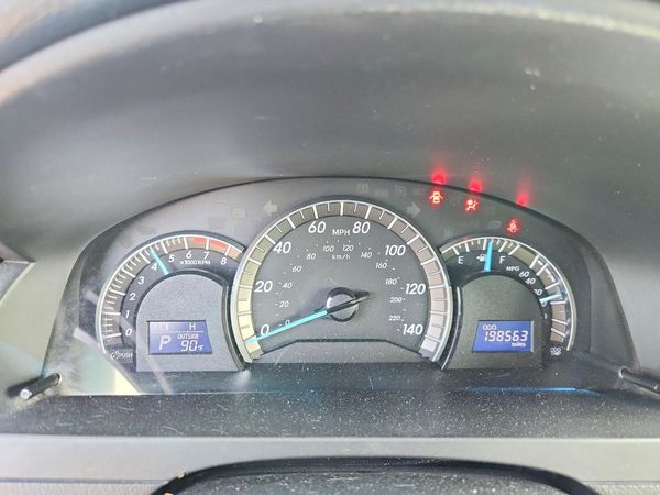 2012 TOYOTA CAMRY
