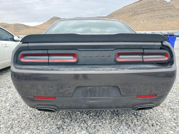 2016 DODGE CHALLENGER SXT