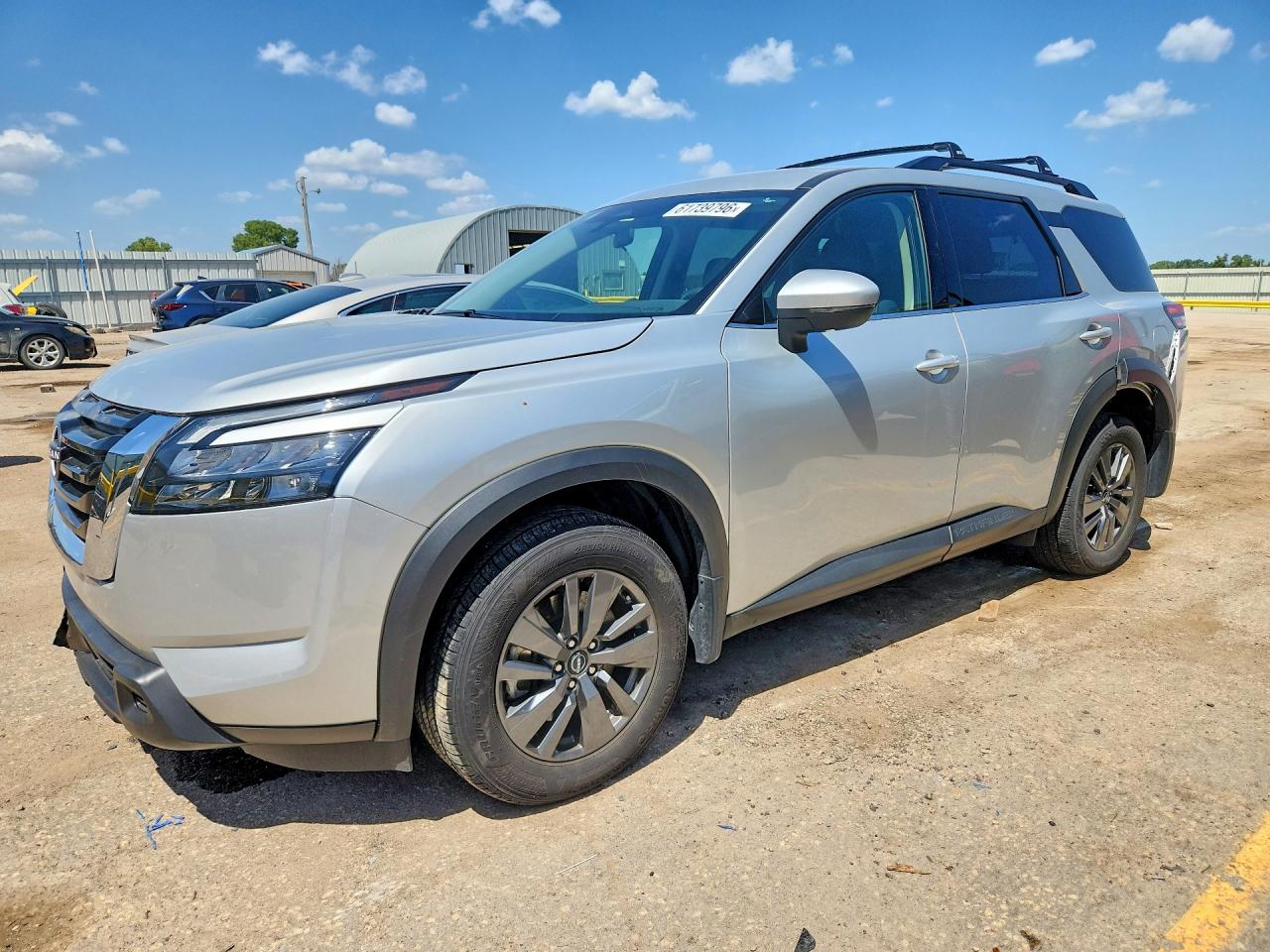 2024 NISSAN PATHFINDER SV