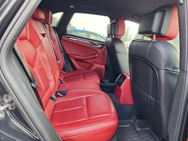2023 PORSCHE MACAN Macan / Macan T