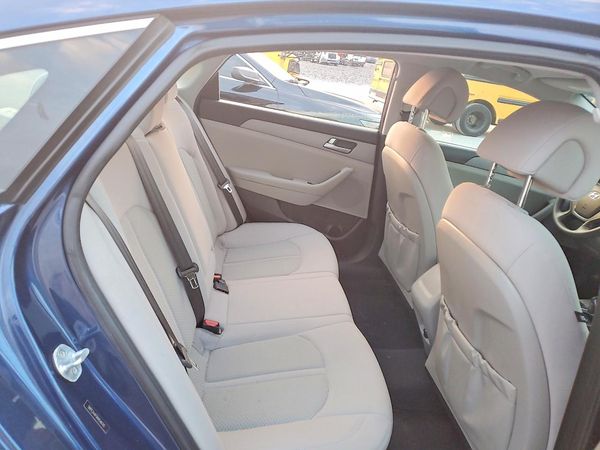 2017 HYUNDAI SONATA SE, Eco