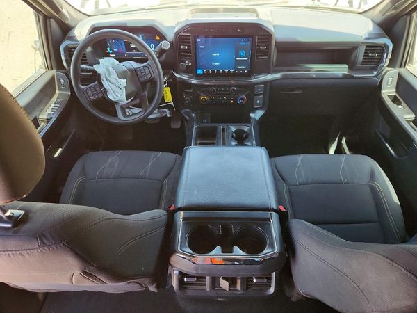 2024 FORD F150