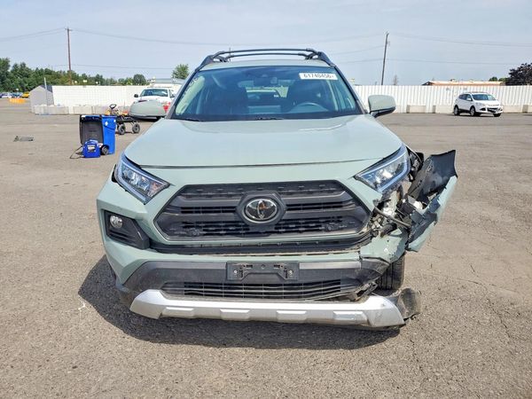 2019 TOYOTA RAV4