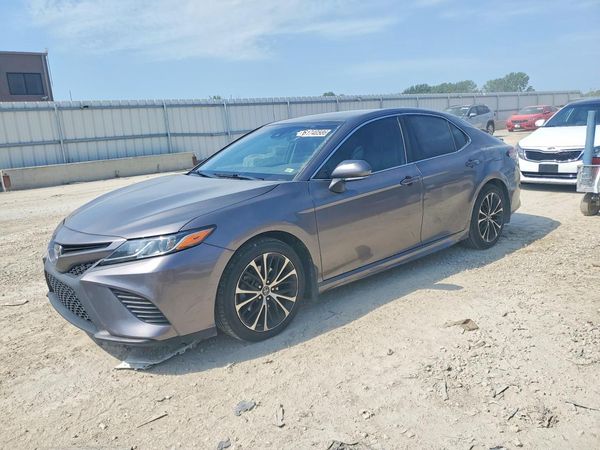 2018 TOYOTA CAMRY