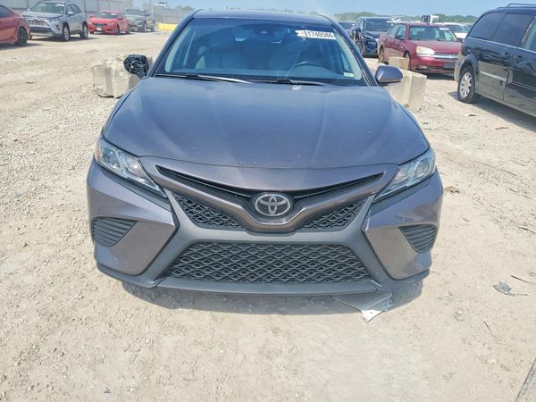 2018 TOYOTA CAMRY